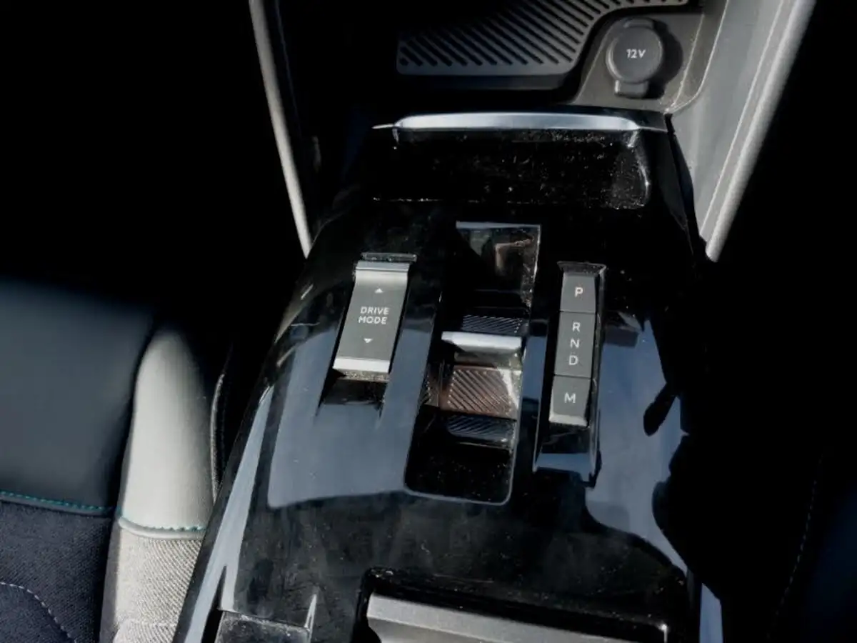 2022-citroen-c4-12-puretech-sense-plus-big-16