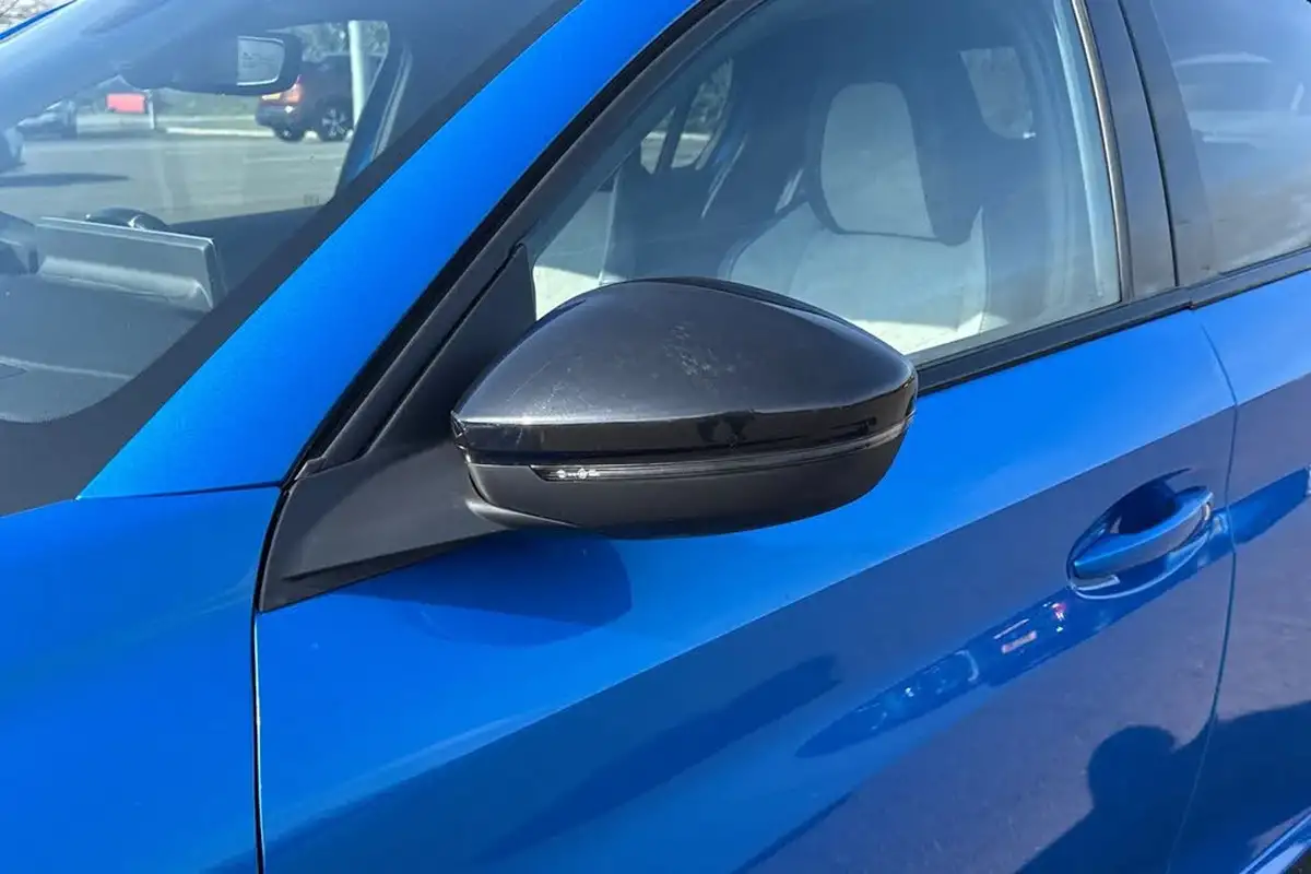 2021-peugeot-208-e-gt-premium-big-28