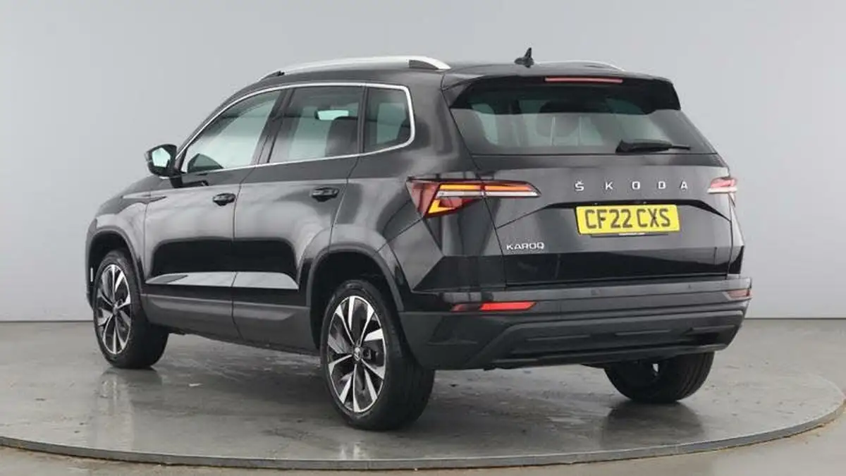 2022-skoda-karoq-10-tsi-se-l-big-2