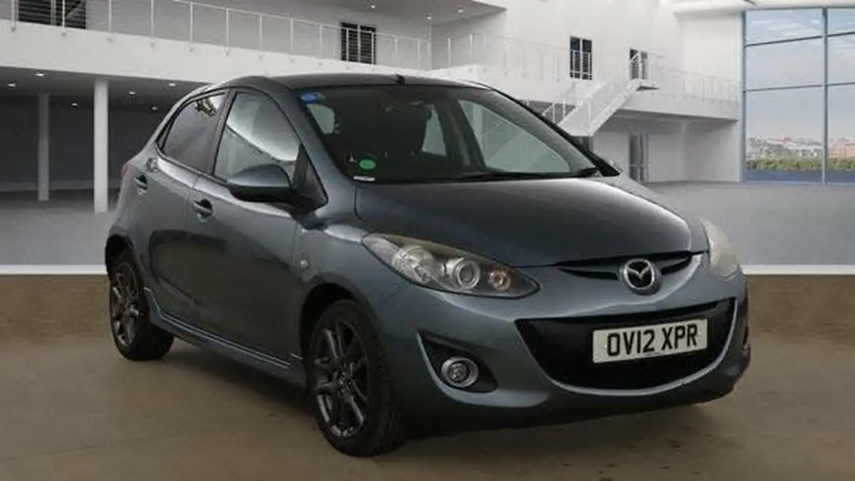 2012-mazda-mazda2-13-venture-big-0