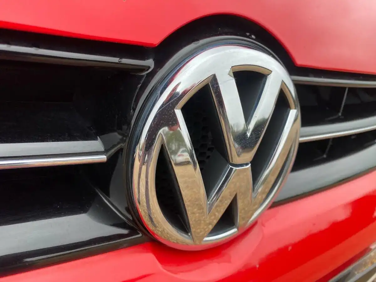 2014-volkswagen-polo-14-match-edition-3d-dsg-big-40