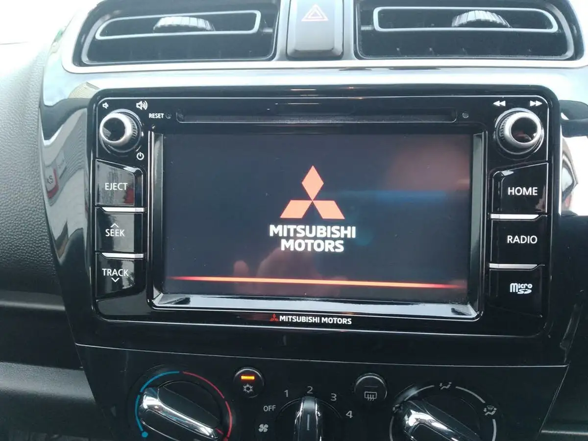2020-mitsubishi-mirage-12-design-big-16