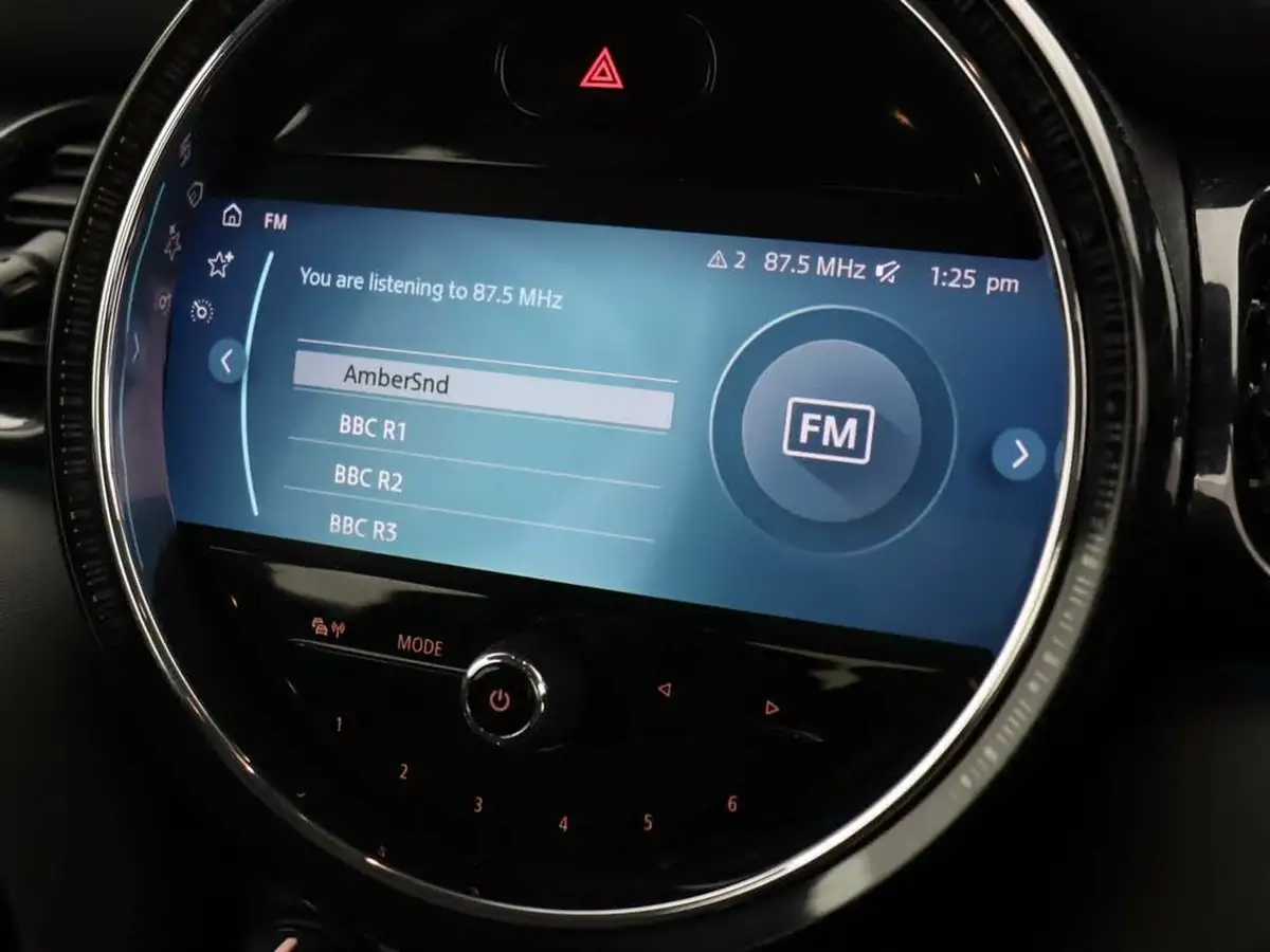 2021-mini-cooper-15-cooper-classic-hatchback-5d-auto-big-18