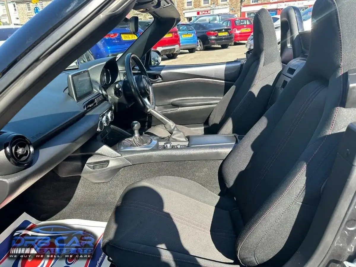 2016-mazda-mx-5-15-se-l-nav-big-21