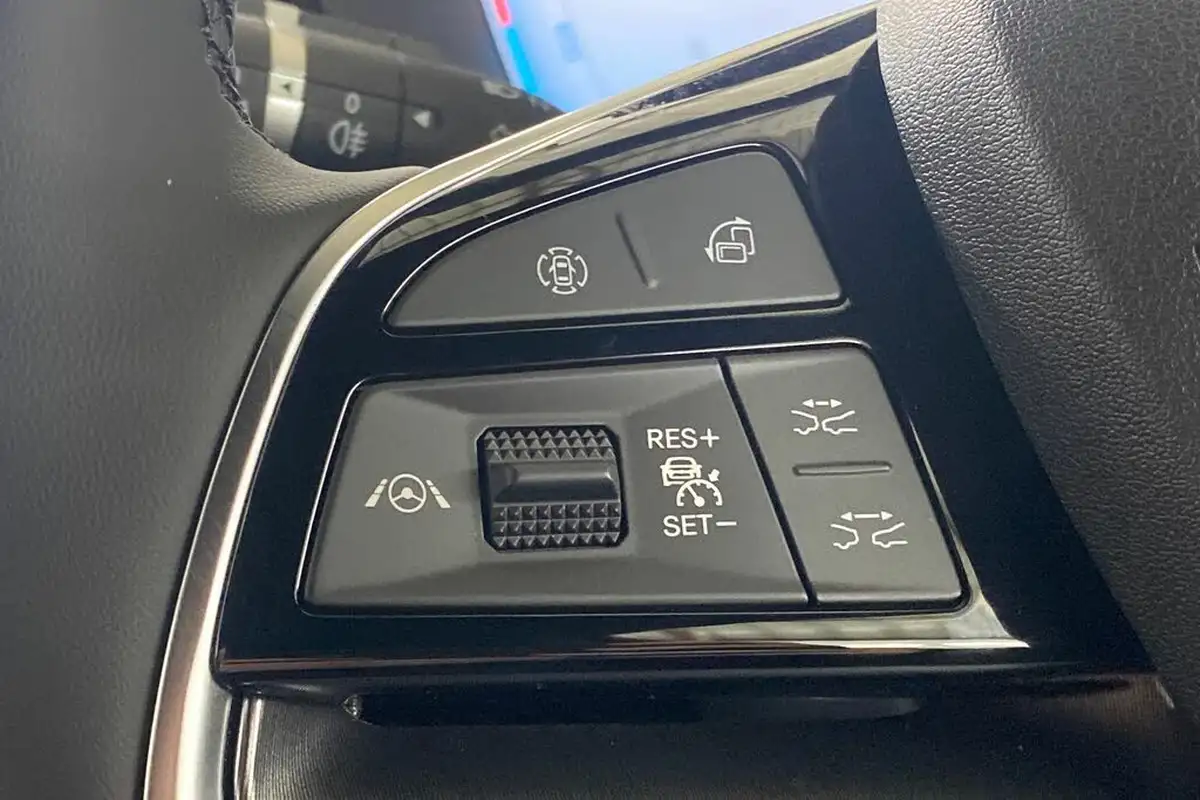 2025-byd-seal-15-design-big-39