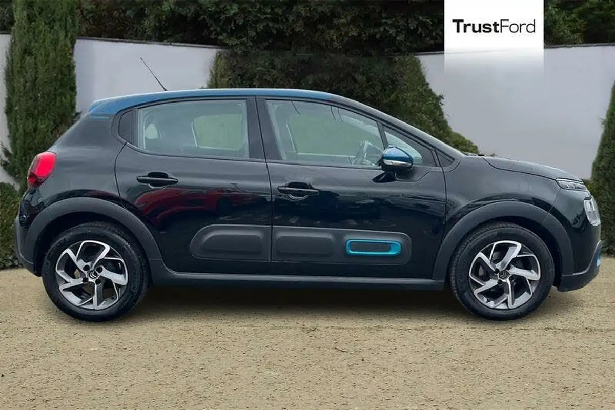 2021-citroen-c3-12-puretech-flair-83ps-big-2