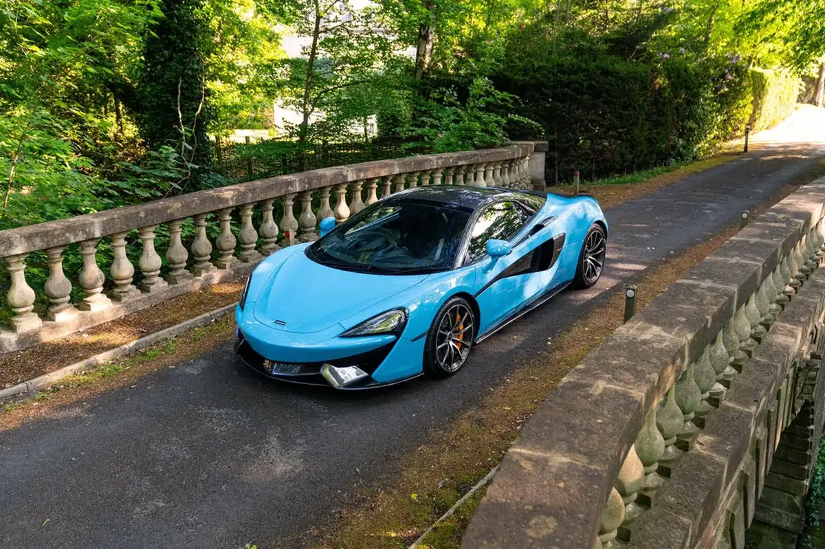 2018-mclaren-570s-38-coupe-big-29