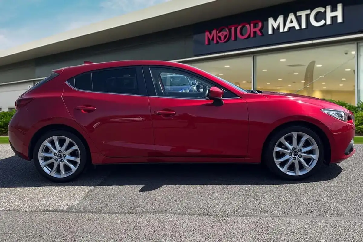 2016-mazda-mazda3-20-sport-nav-120ps-skyactiv-g-hatchback-5d-big-2