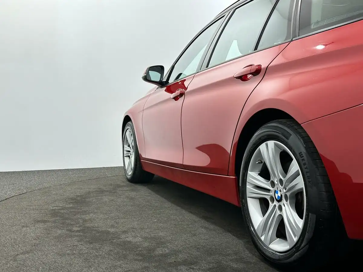 2017-bmw-3-series-20td-318d-sport-touring-5d-auto-big-48