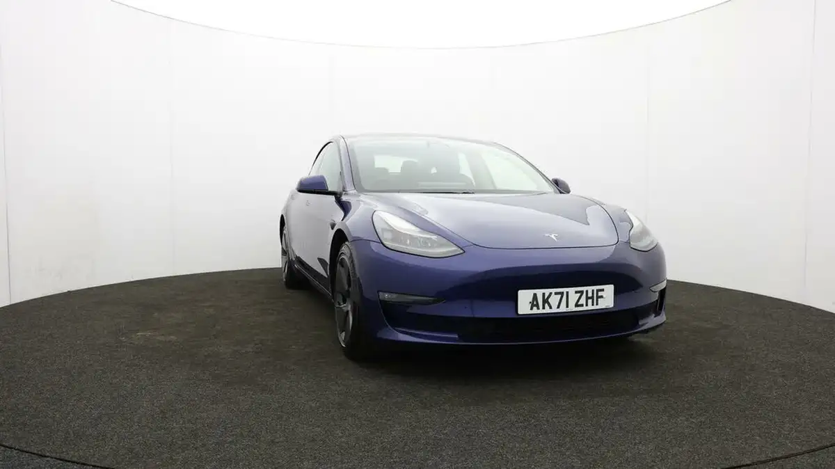2021-tesla-model-3-e-long-range-awd-big-52