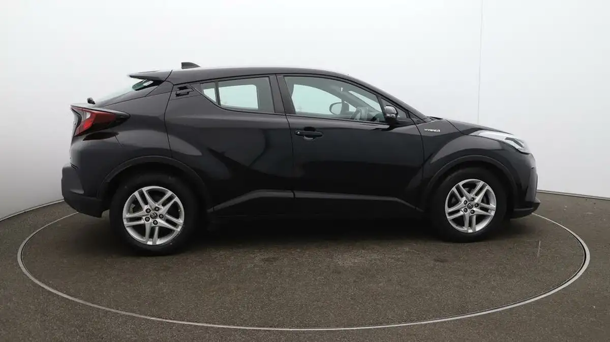 2020-toyota-c-hr-18-vvt-i-icon-parking-pack-big-43