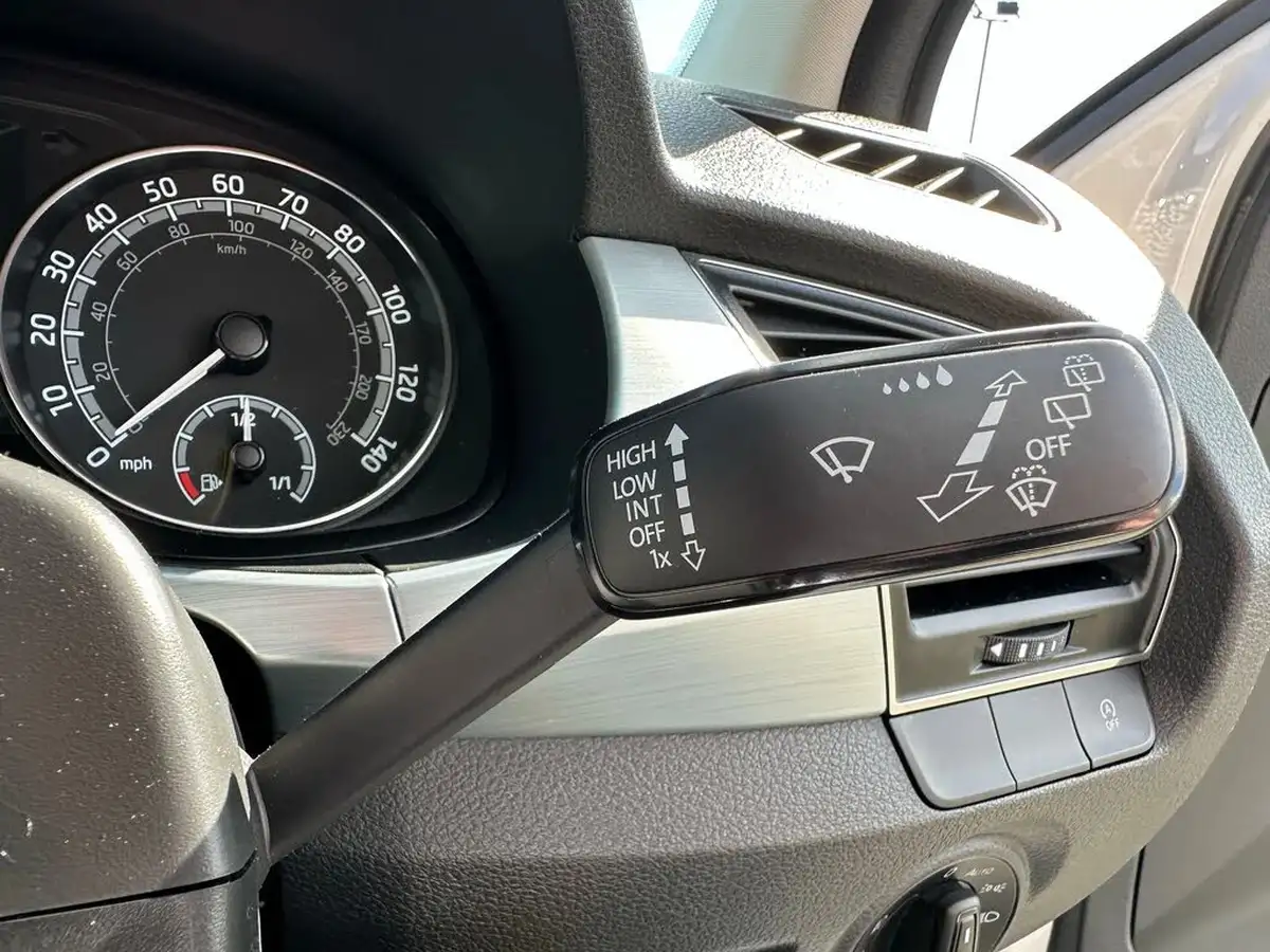 2020-skoda-fabia-10-mpi-colour-edition-60ps-big-12