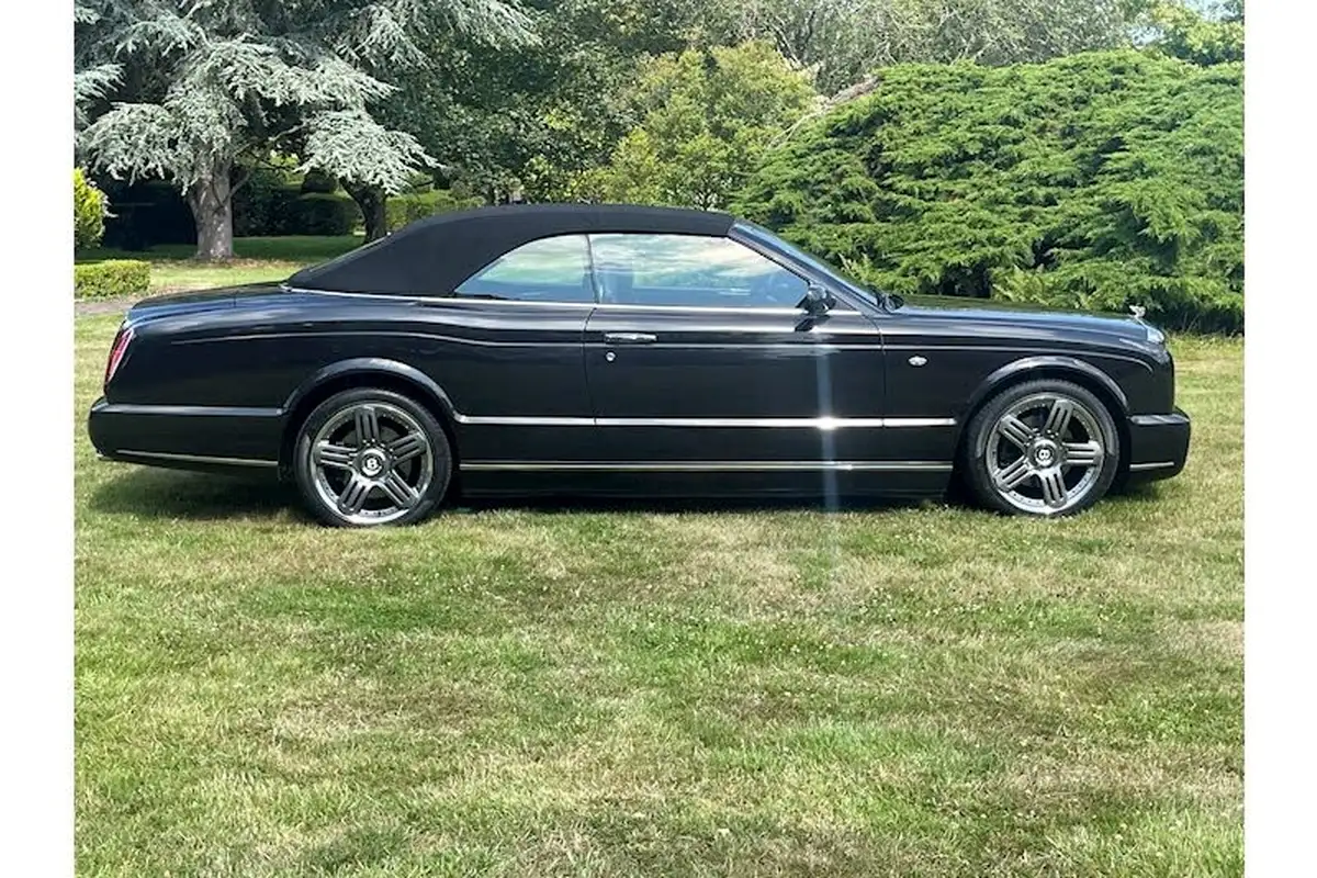 2006-bentley-azure-68-big-5