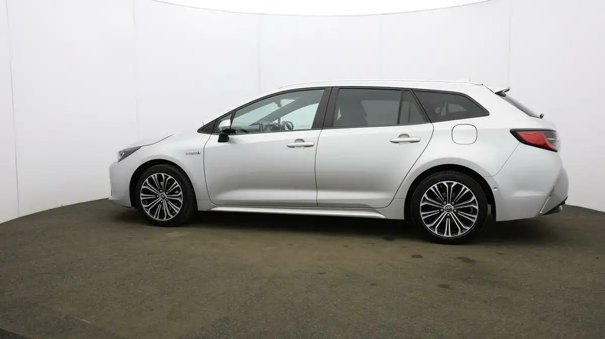 2020-toyota-corolla-20-vvt-i-design-spare-wheel-touring-sports-big-67