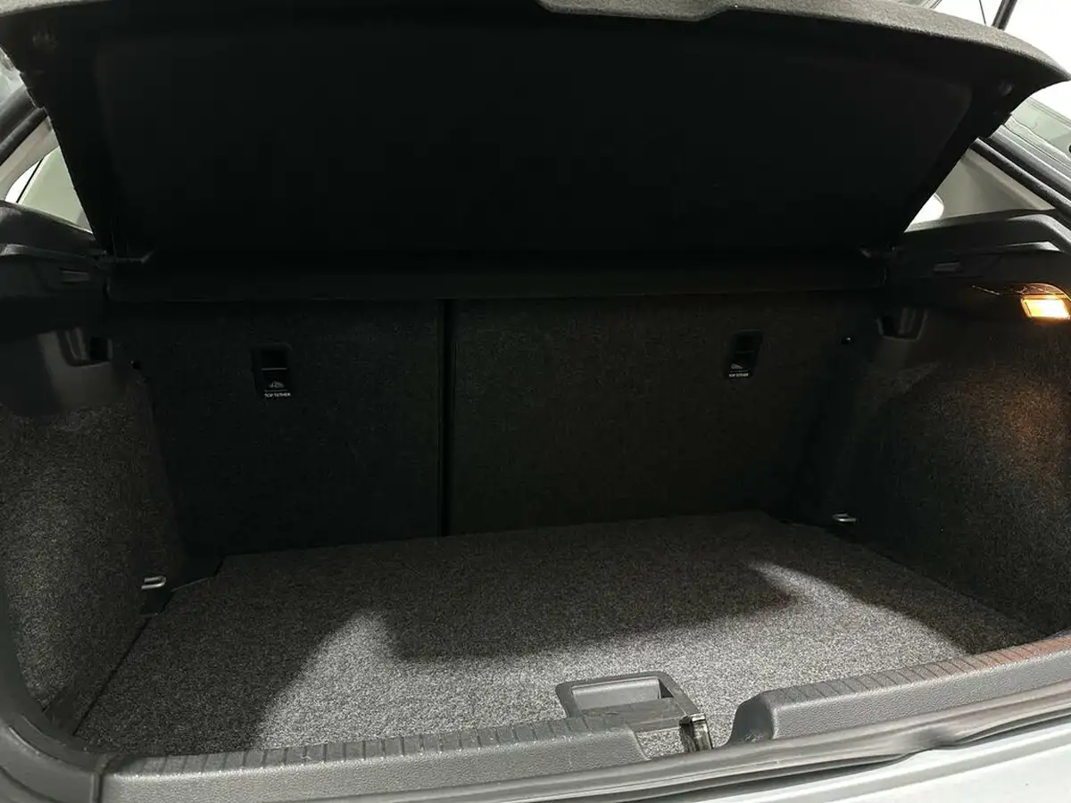 2018-volkswagen-polo-10-tsi-se-big-42