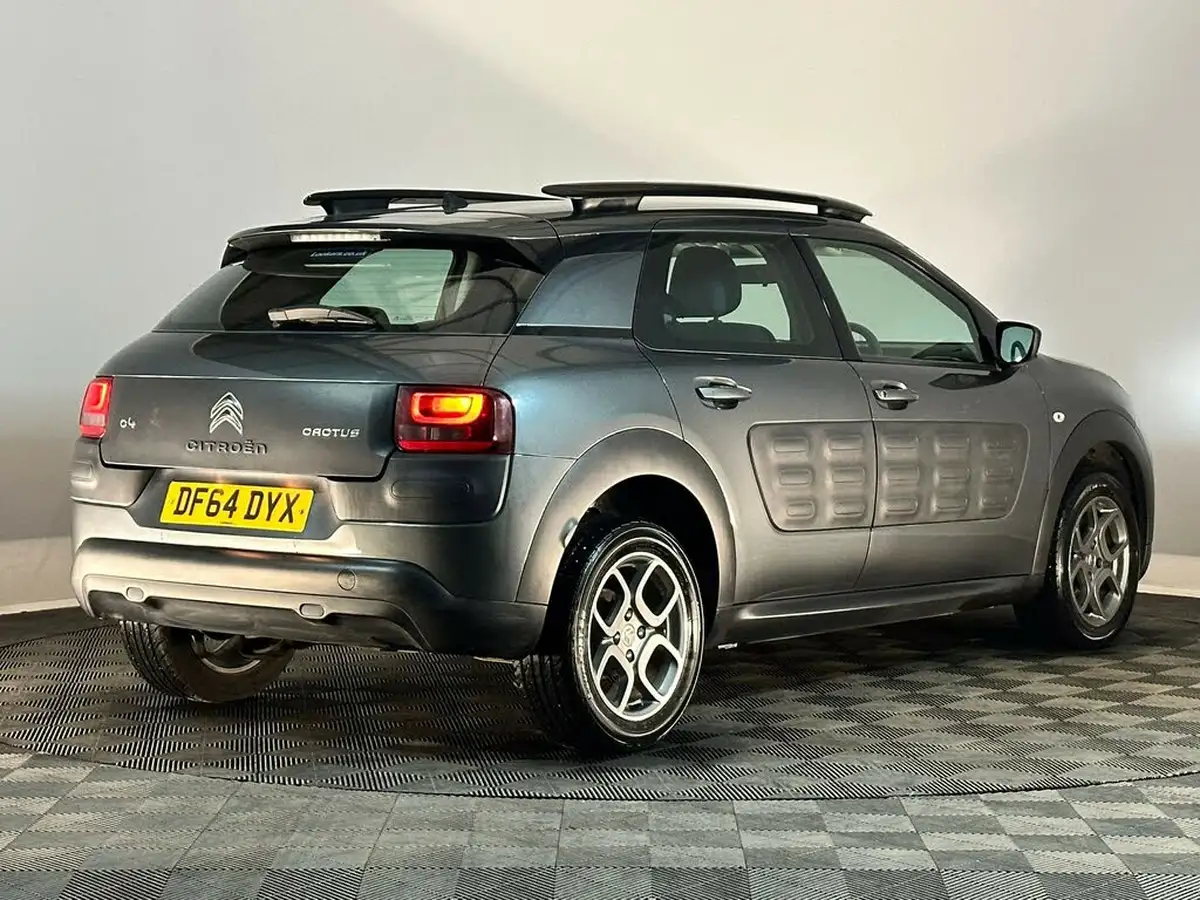 2015-citroen-c4-cactus-12-feel-82ps-big-5