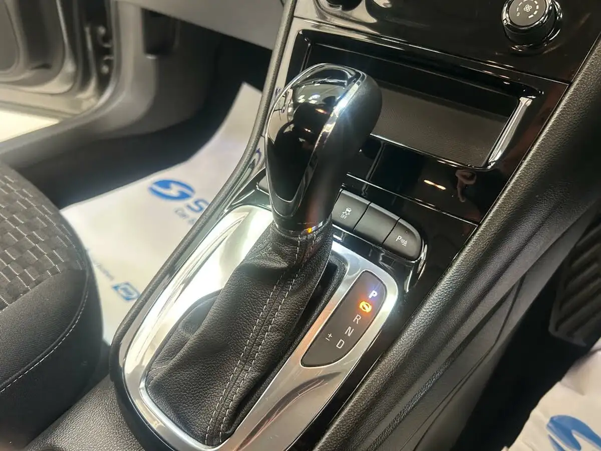 2019-vauxhall-astra-14i-16v-turbo-sri-ss-hatchback-auto-big-16