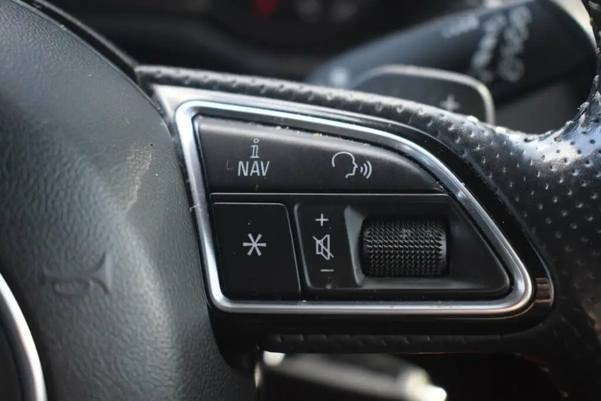 2018-audi-a1-14-tfsi-s-line-nav-125ps-sportback-5d-tronic-big-15