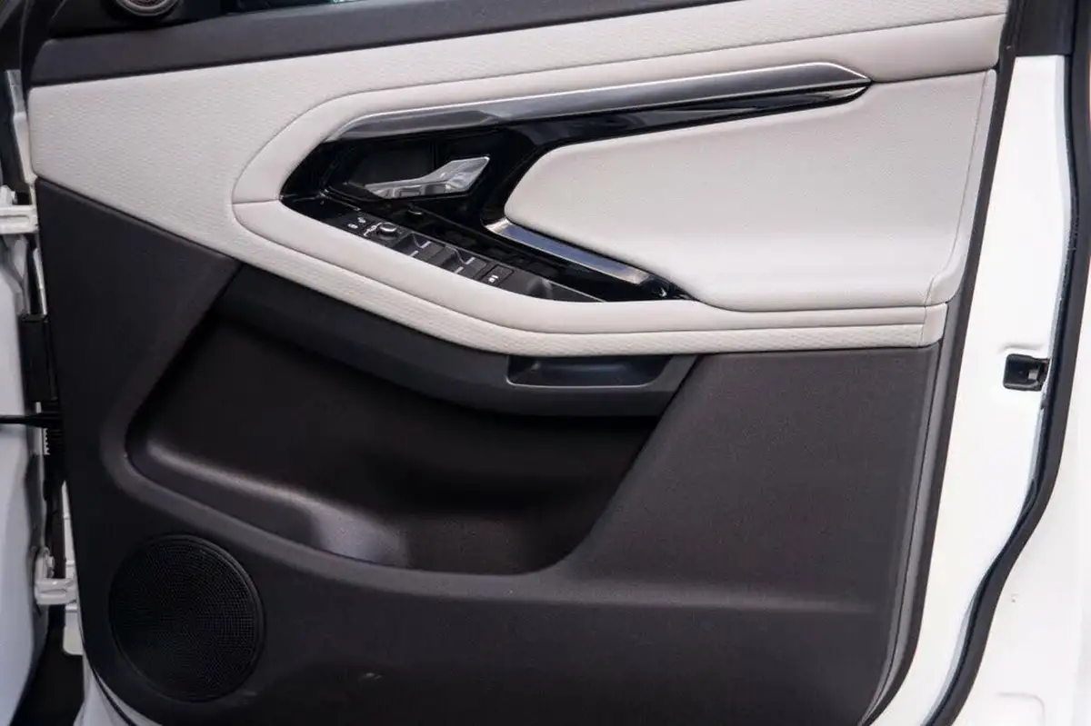 2019-land-rover-range-rover-evoque-20-p250-s-big-25