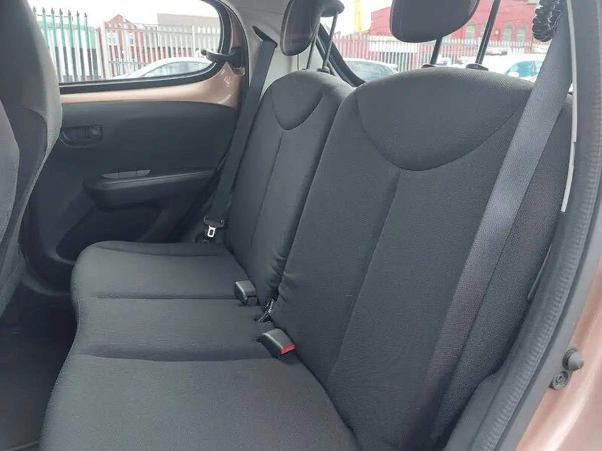 2015-peugeot-108-10-active-hatchback-5d-2-tronic-big-13