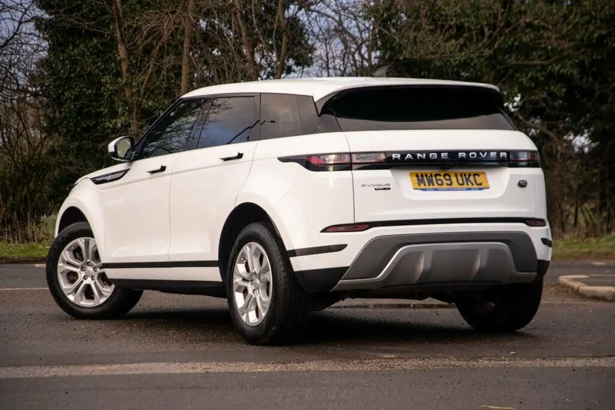 2019-land-rover-range-rover-evoque-20-p250-s-big-1