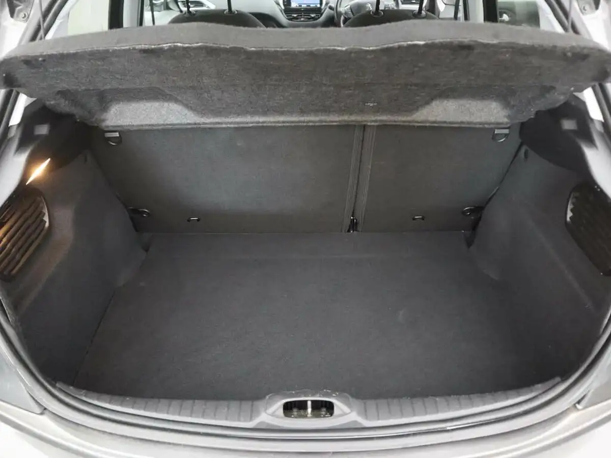 2019-peugeot-208-12-puretech-tech-edition-82bhp-big-8