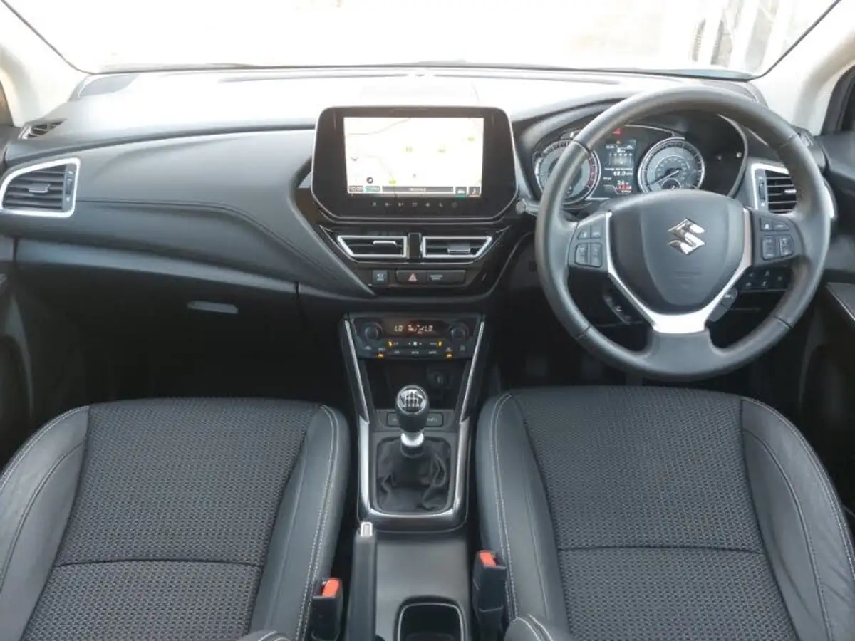 2024-suzuki-s-cross-14-boosterjet-ultra-big-2