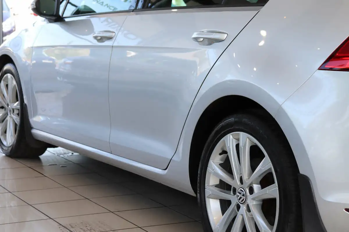 2014-volkswagen-golf-14-gt-tsi-140ps-act-hatchback-5d-1395cc-dsg-big-73
