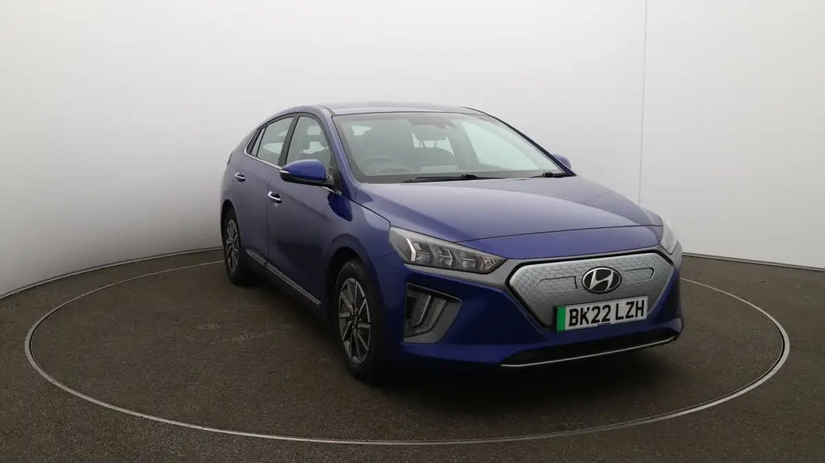2022-hyundai-ioniq-e-premium-electric-big-40