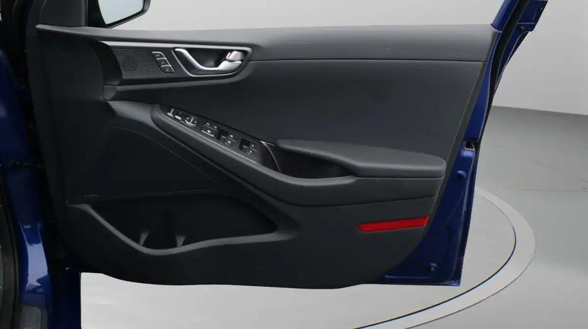 2020-hyundai-ioniq-e-premium-se-electric-100kw-big-14