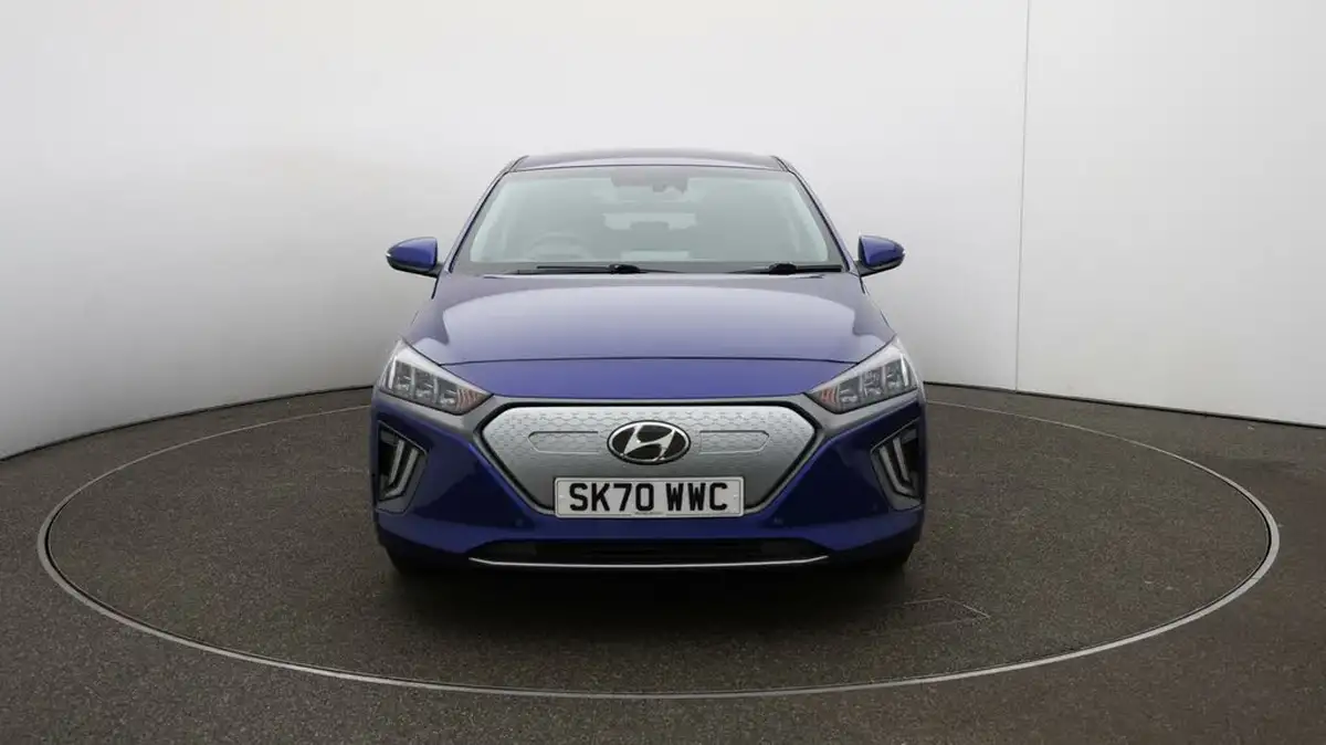 2020-hyundai-ioniq-e-premium-se-electric-100kw-big-38