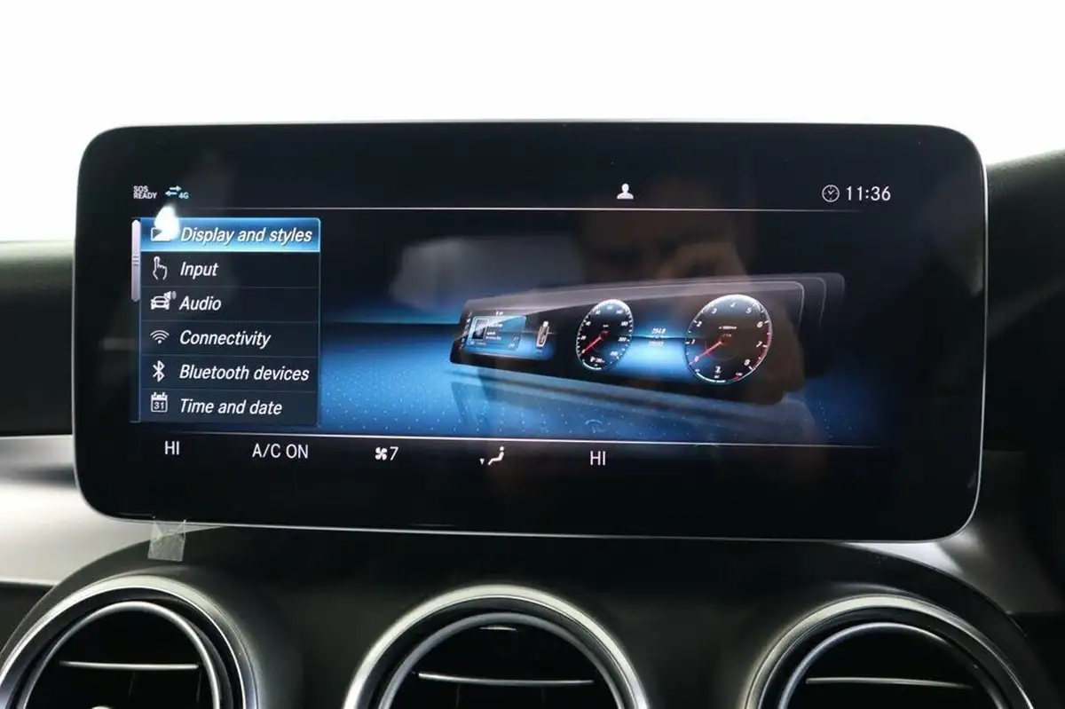 2019-mercedes-benz-c-class-15-c200-amg-line-ss-saloon-4d-big-44