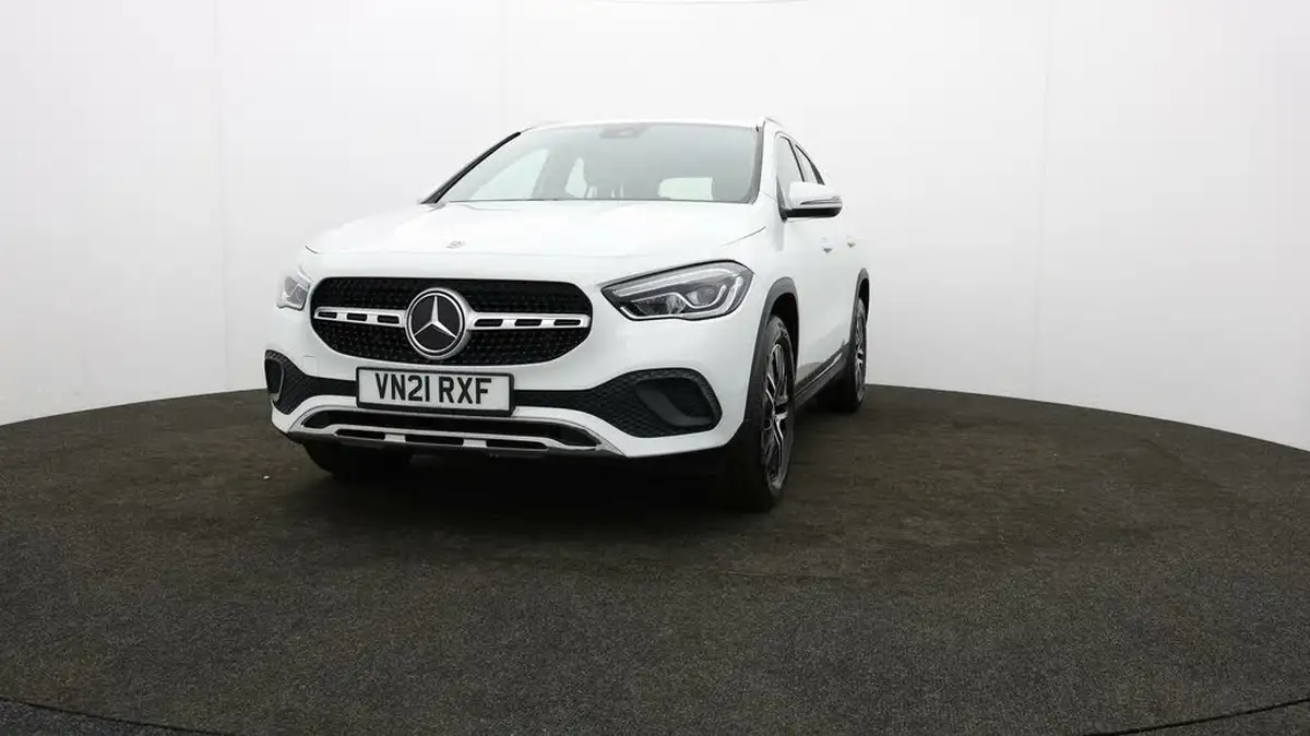 2021-mercedes-benz-gla-class-13-gla-200-sport-big-56