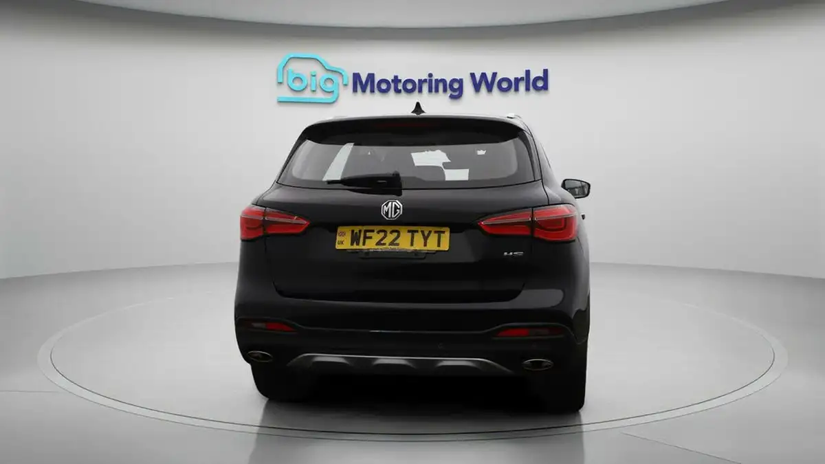 2022-mg-hs-15t-gdi-exclusive-162ps-dct-big-6