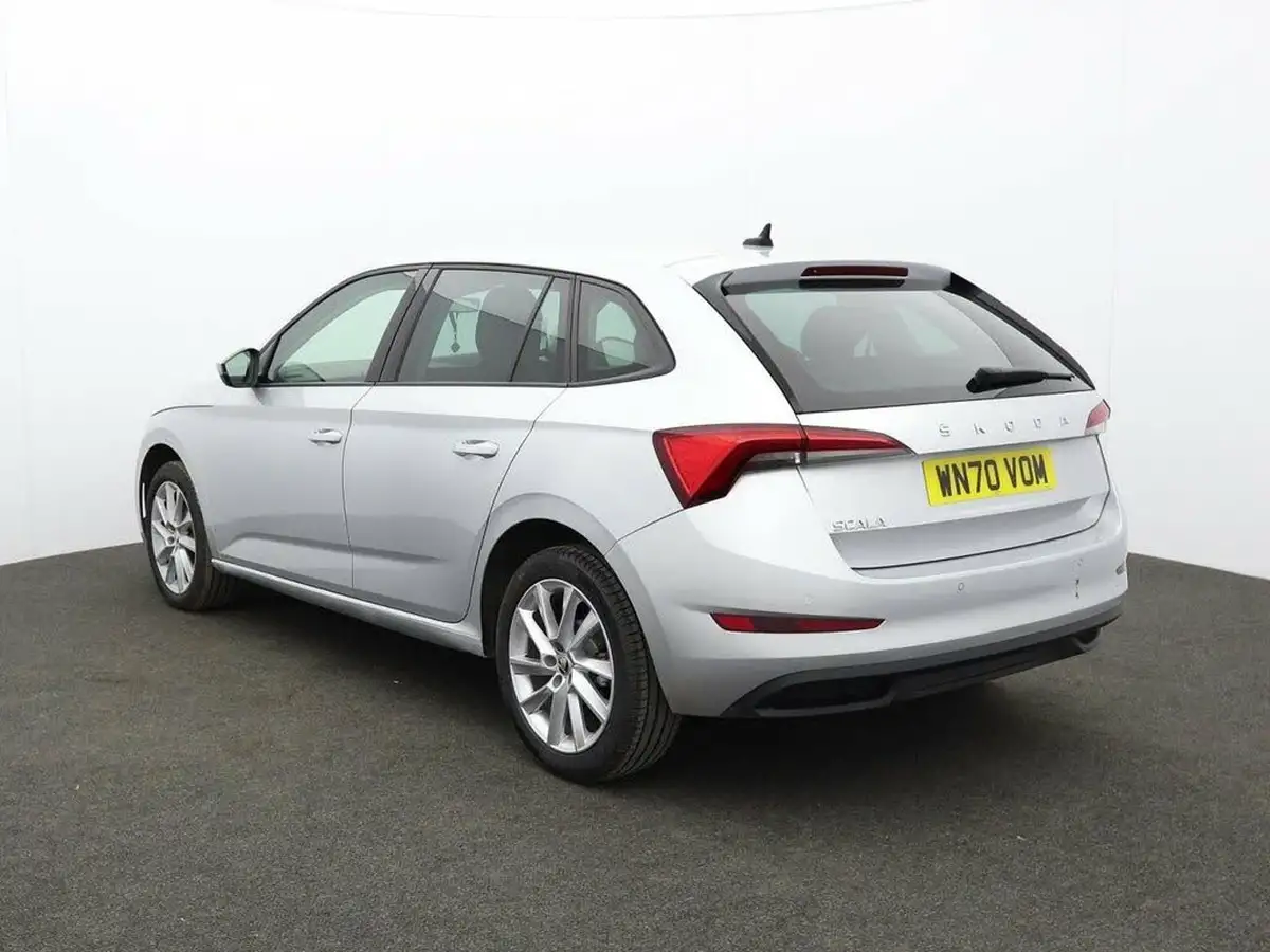2020-skoda-scala-10-tsi-se-l-115ps-big-6