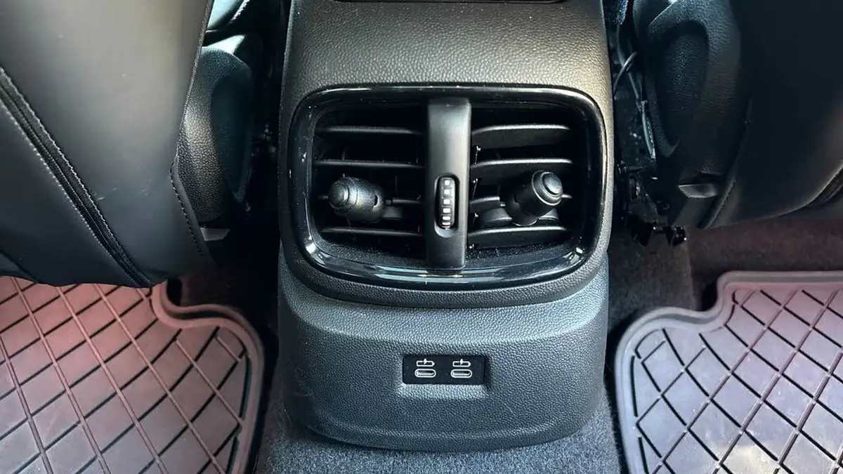 2023-mini-countryman-20-cooper-s-exclusive-premium-big-37