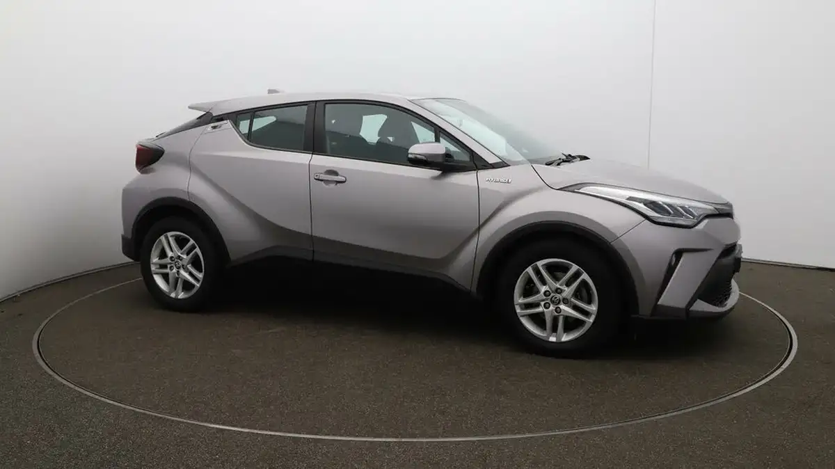 2021-toyota-c-hr-18-vvt-i-icon-big-46