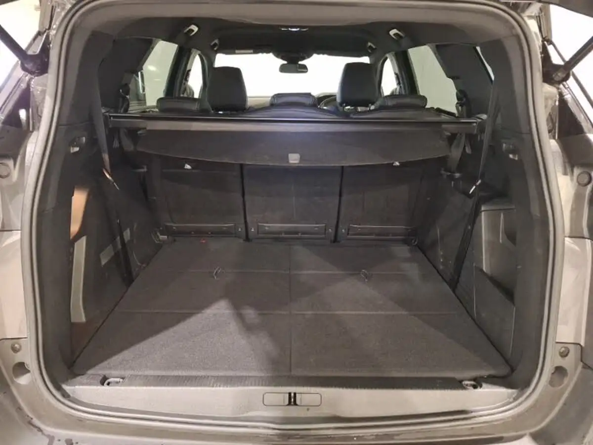 2024-peugeot-5008-suv-12-allure-134bhp-big-7