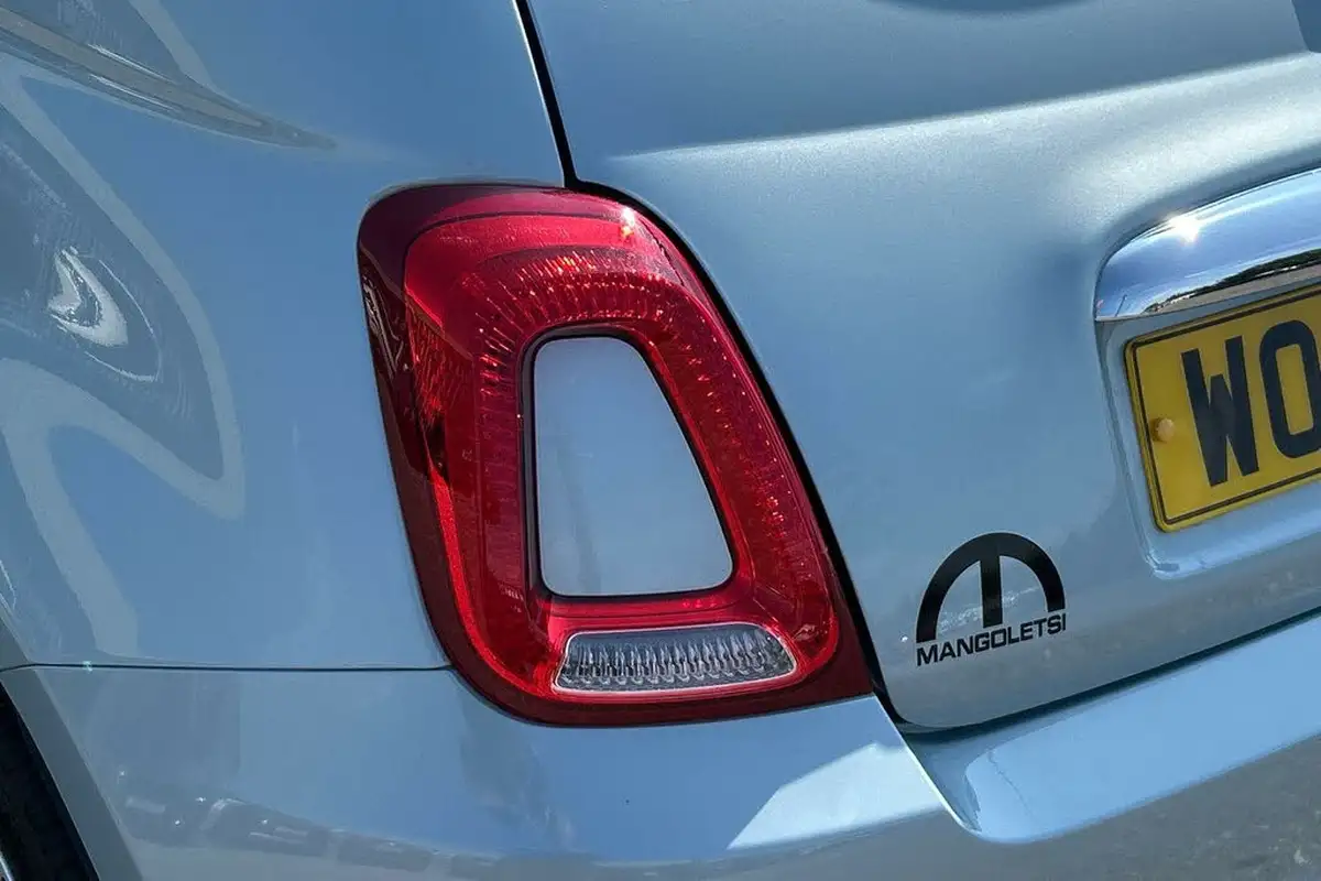 2024-fiat-500-10-top-big-28