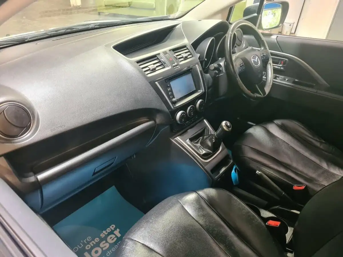 2015-mazda-mazda5-16d-sport-venture-big-10