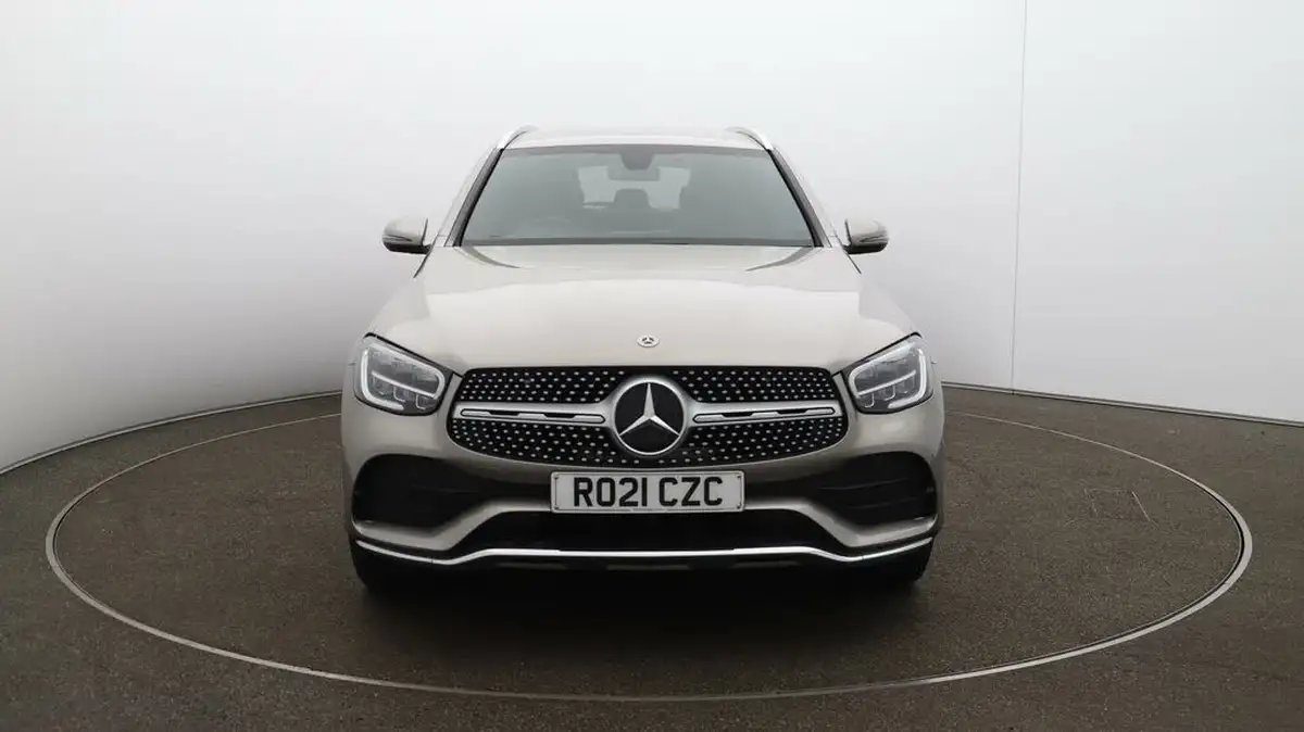 2021-mercedes-benz-glc-class-20d-glc220d-amg-line-station-wagon-5d-1950cc-4matic-plus-big-39