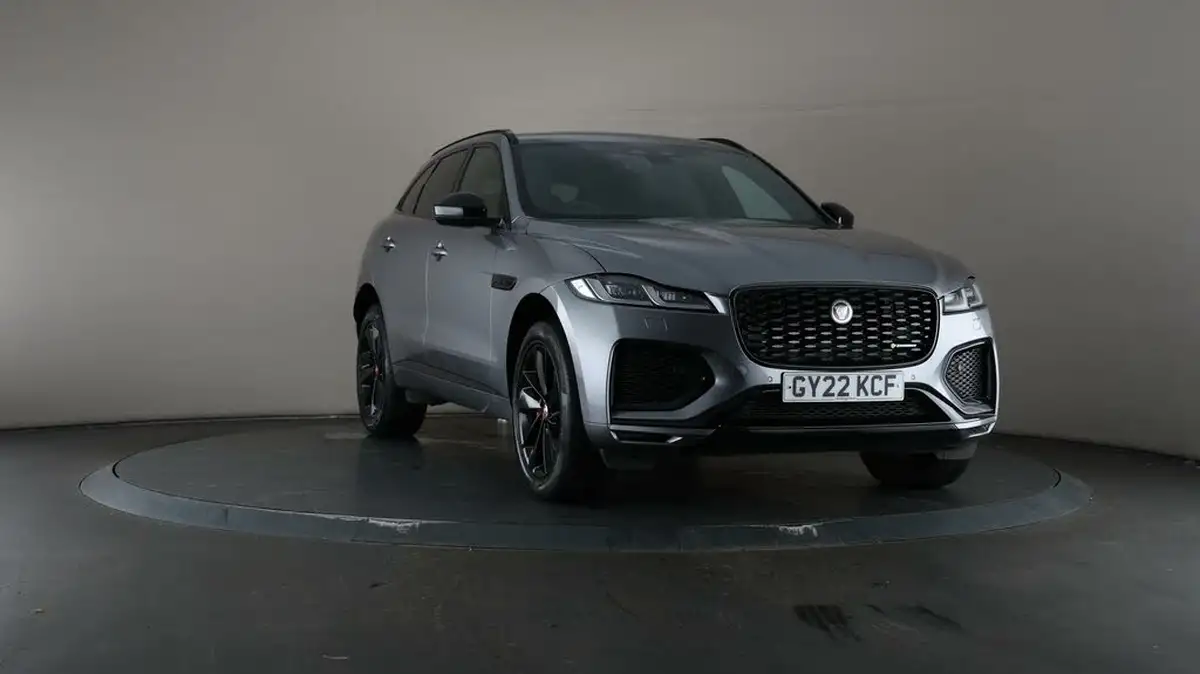 2022-jaguar-f-pace-20-p250-r-dynamic-black-big-52