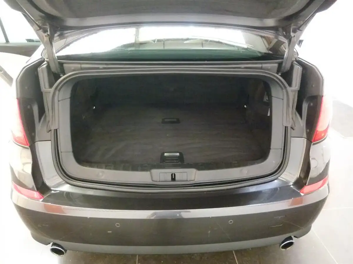 2010-bmw-5-series-30td-535d-se-gt-big-11