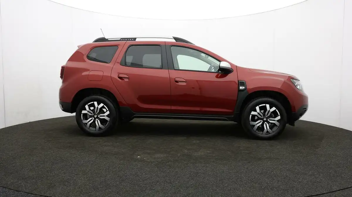 2022-dacia-duster-13-tce-prestige-150bhp-edc-big-33