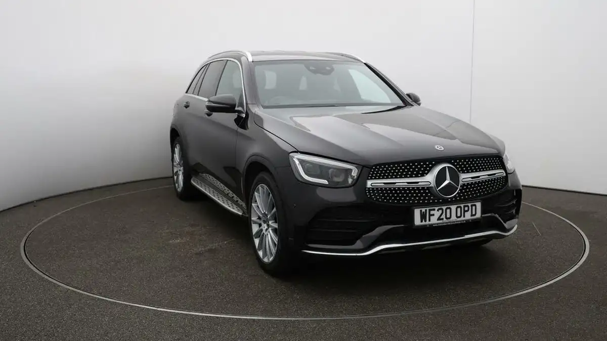 2020-mercedes-benz-glc-class-20d-glc300d-amg-line-premium-station-wagon-5d-big-42