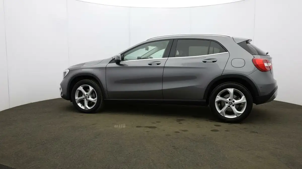 2018-mercedes-benz-gla-class-21d-gla-220d-sport-177ps-executivess-big-66