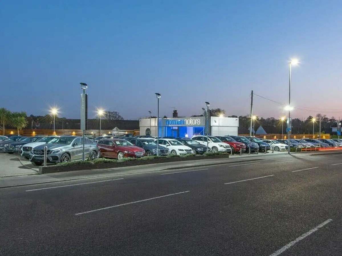 2022-volvo-xc40-20-b4-plus-awd-big-36