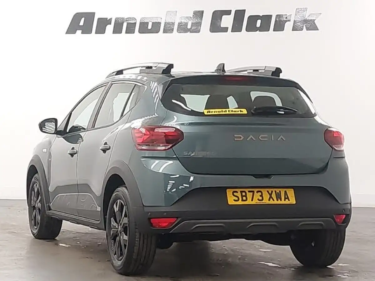 2023-dacia-sandero-stepway-10-tce-essential-90bhp-big-1