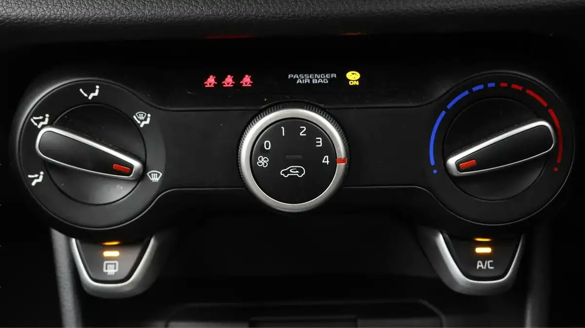2022-kia-picanto-10-x-line-auto-seq-big-11