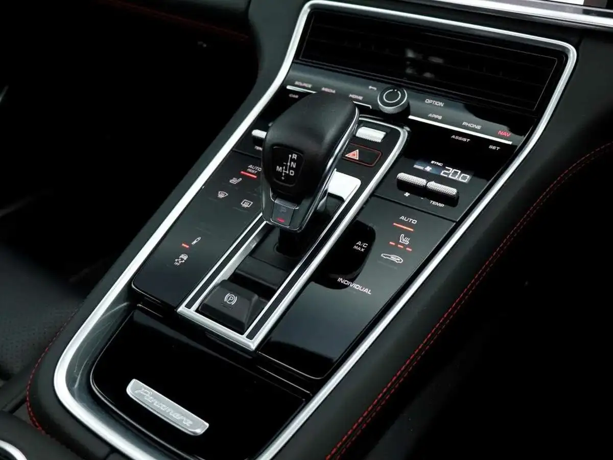 2023-porsche-panamera-30-4-e-hybrid-hatchback-big-16